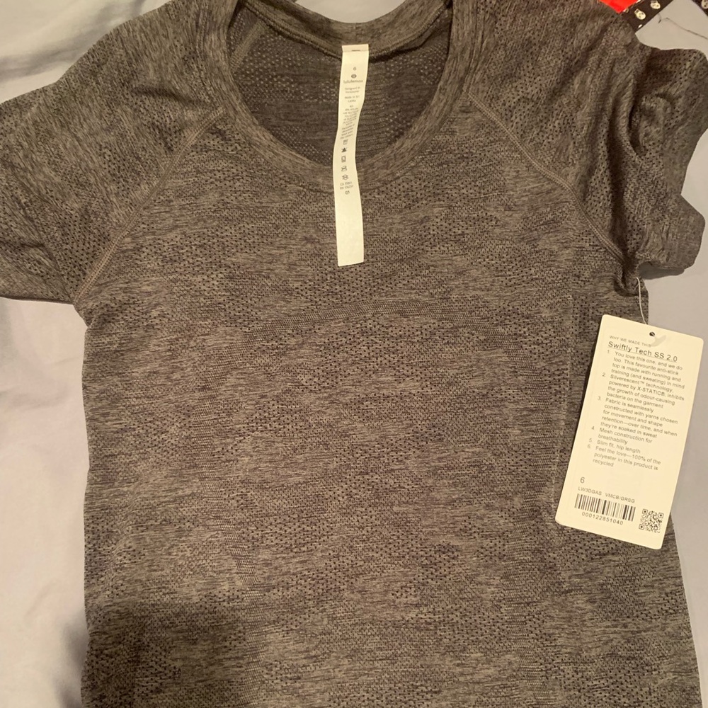 Brand new lululemon shirt grey size 6